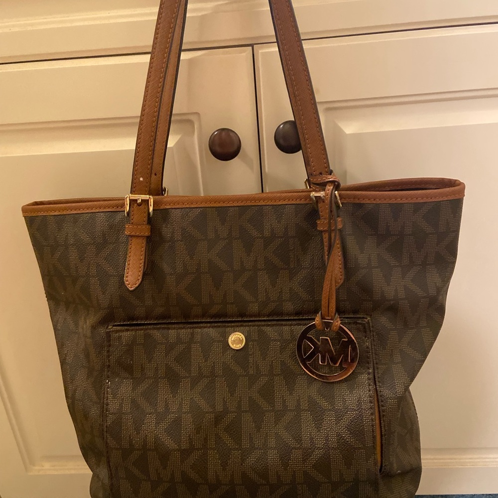 Michael Kors purse